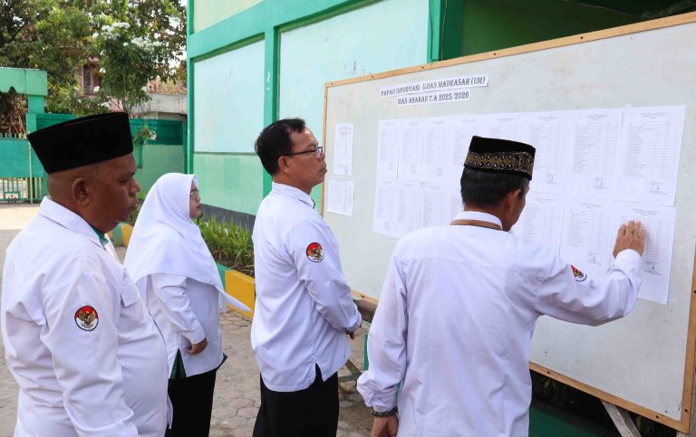 Kakan Kemenag Asahan Tinjau Langsung Pelaksanaan Ujian Madrasah di MAN Asahan