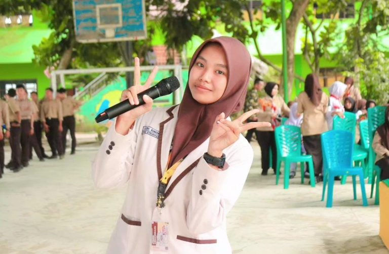 Kisah Alfira Rahmadani, Peserta Didik MAN Asahan Lulus SNBP di UNDIP