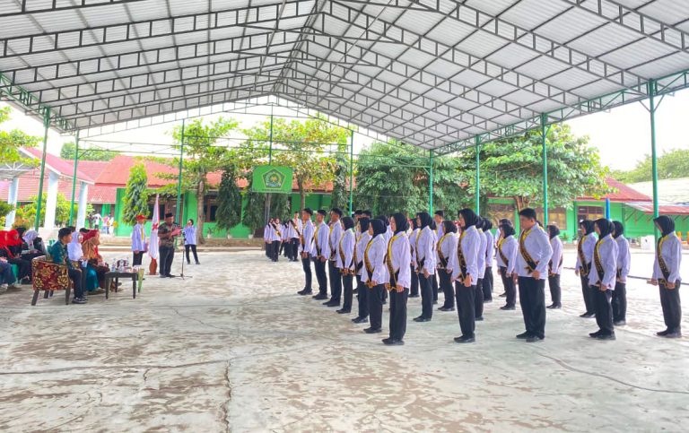 PMR Unit 001 MAN Asahan Gelar Serah Terima Jabatan dan Pelantikan Angkatan ke-25