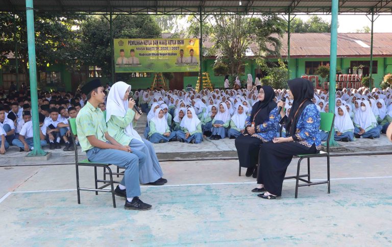 Peringati Hari Anak Nasional Ke-42, Kepala MAN Asahan Gelar Talkshow Bersama Murid